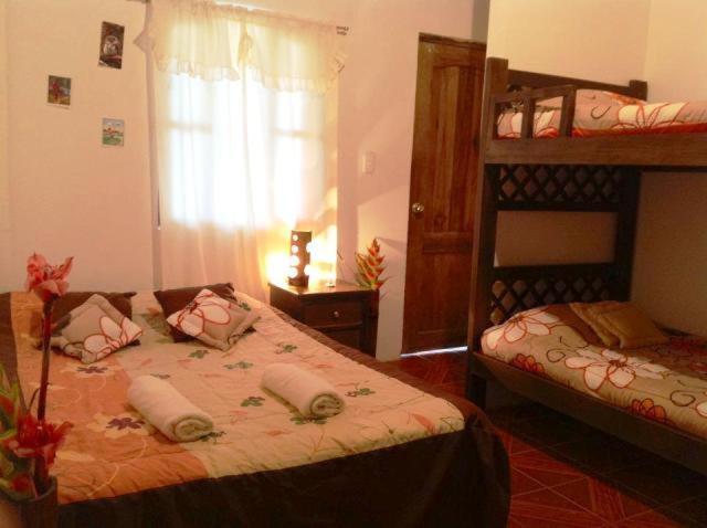 Hosteria Mindo Samay Juku Rom bilde